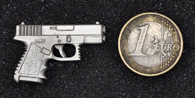 Pistole Glock Compakt als Metall-Anstecker