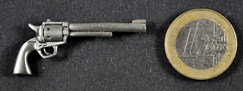 CASUL Revolver als Metall-Anstecker