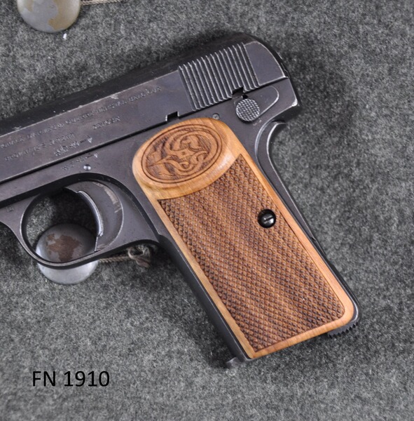 Nussbaum-Griffschalen mit Fischhaut für Pistole FN 1910