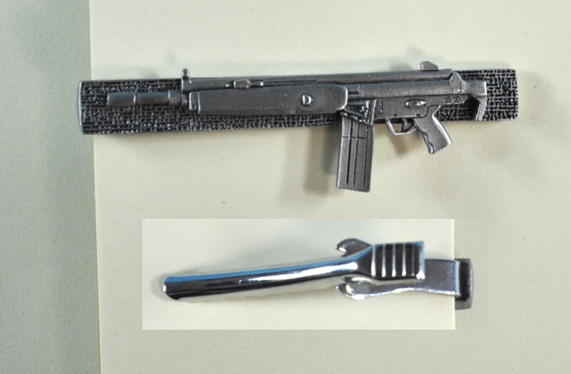 H&K Sturmgewehr G3 Fallschirmjäger-Version als Krawattenklammer