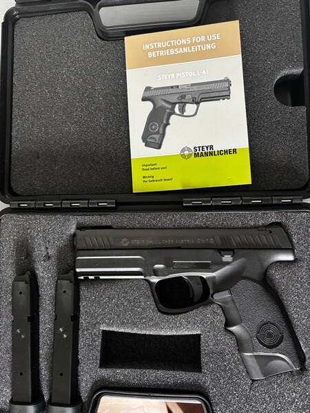 Steyr L9-A1 Kal. 9 mm Luger – sehr gepflegt – mit Koffer & Zubehör