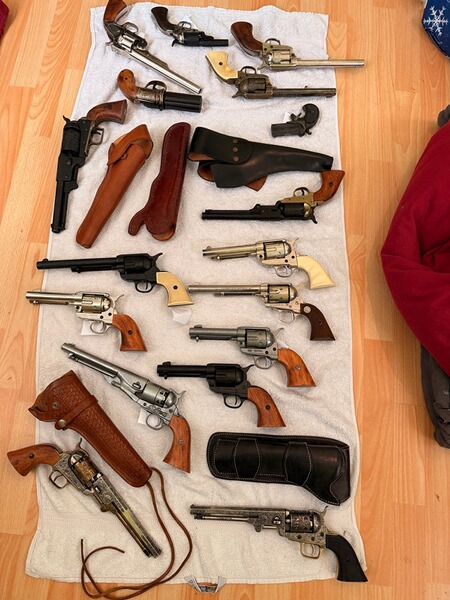 Western Pistolen Sammlung