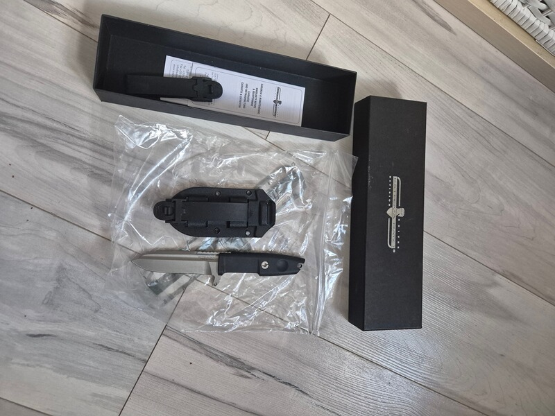 EXTREMA RATIO DEFENDER Messer - Neuwertig inkl OVP