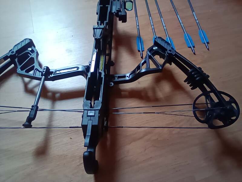 EK Archery