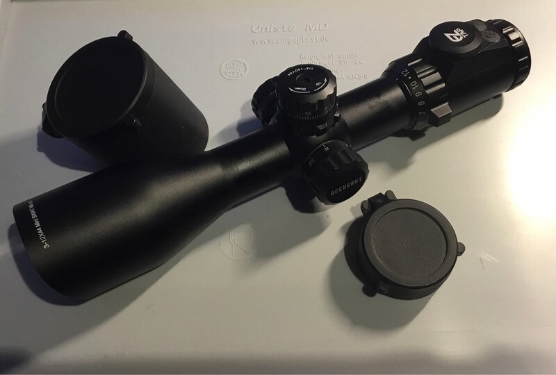 Taktisches Zielfernrohr 3-12x44 Compact von UTG mit SWAT AO Mil Dot / ACCUSHOT / EZ TAP