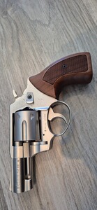 Röhm RG 69 Nickel & Holzgriffschalen