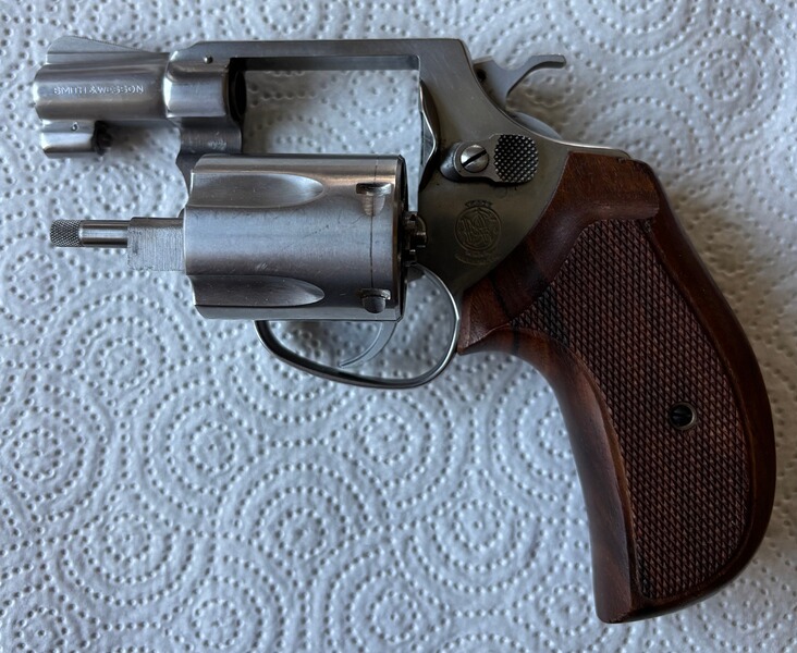 Smith & Wesson Model 60