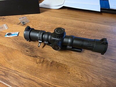 Zielfernrohr Jahnke Noctis Nachtsichtechnik 1-6x28 Drückjagdglas mit Dentlerringmontage