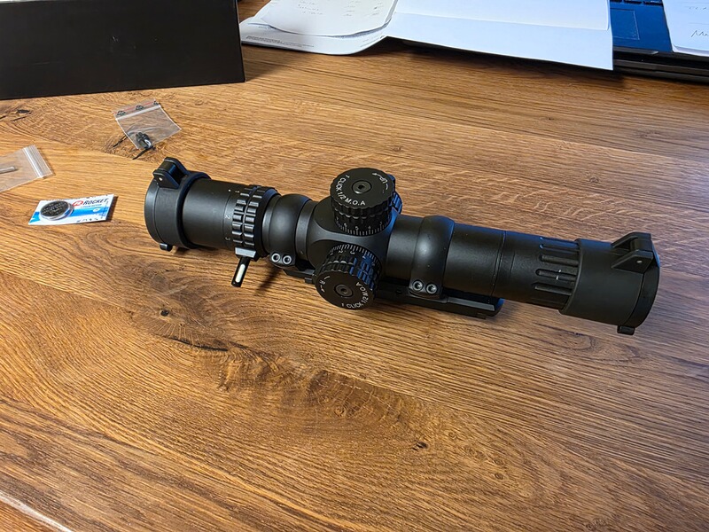 Zielfernrohr Jahnke Noctis Nachtsichtechnik 1-6x28 Drückjagdglas mit Dentlerringmontage