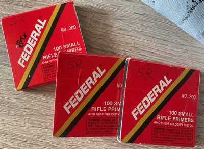 281 Zündhütchen in SR- Small Rifle von Federal No.200