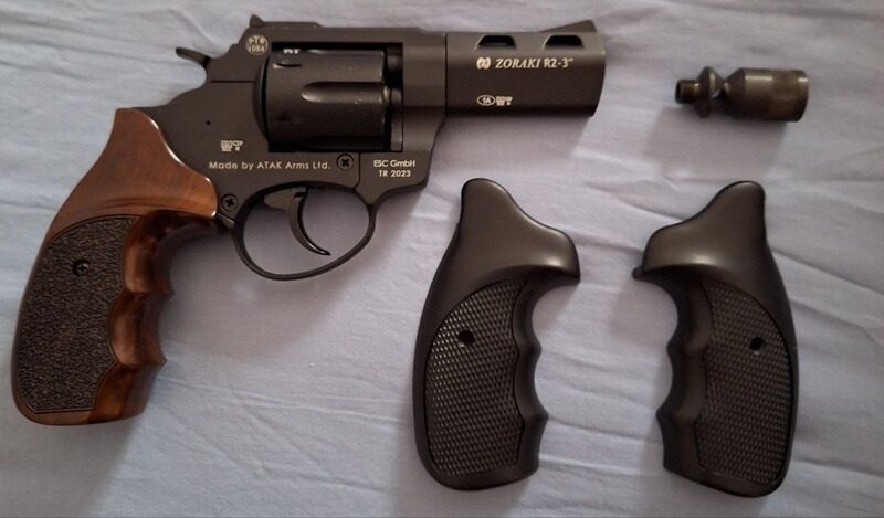 Schreckschussrevolver Zoraki R2, 3 Zoll Lauf, 9 mm RK, neu! Mit Holzgriffschalen!