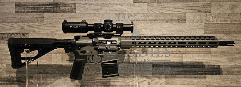 Neuware vom Fachhandel - Schmeisser AR15 M5FL Grey 16,75" .223Rem montiert mit Falke 1-8x24 TAC