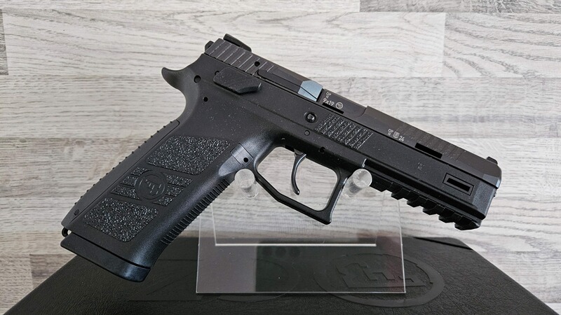 Neuware vom Fachhandel - Pistole CZ P-09 Kal. 9mm Luger + Koffer und 2 Magazine - versandkostenfrei