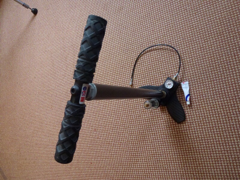 Hochdruckpume mit Manometer (300 bar)+Wasserabscheider