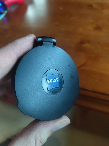Zeiss Flipcover 56mm