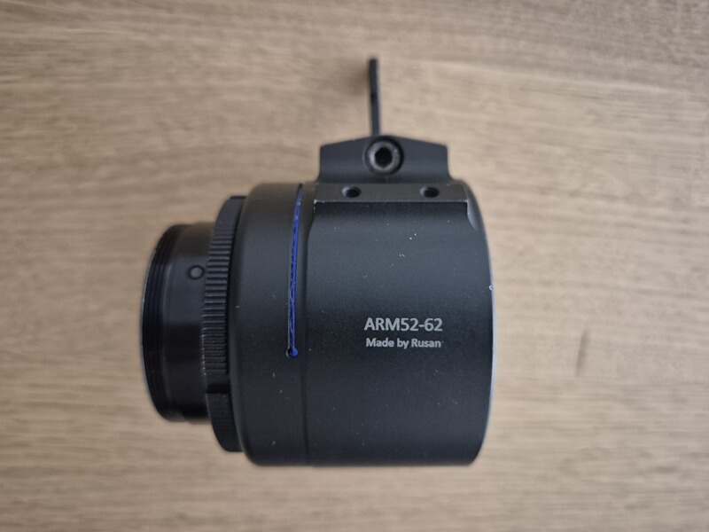 Rusan Klemmadapter ARM52-62 mit montiertem Hikmicro Verbinder ARRH1-2