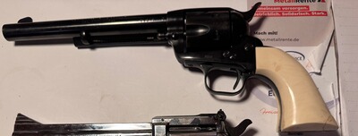 Arminius Western Revolver Six Shooter Kaliber 9 mm R PTB 265 langer Lauf ca. 30Jahre alt