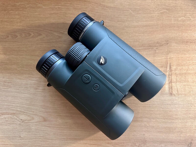 GPO Rangeguide 3400 10 x 50 Fernglas mit Entfernungsmesser