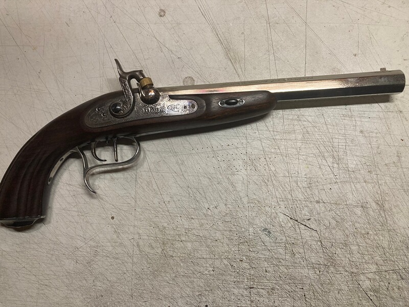 Perkussionspistole LePage .45 kpl. für IndoorShooting und Schwarzpulver