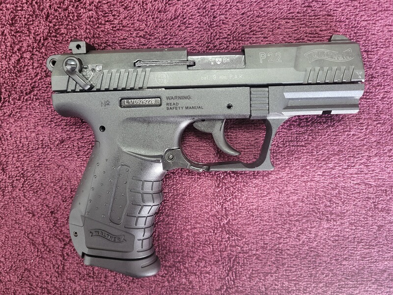 Schreckschuss / Gaspistole Walther P22