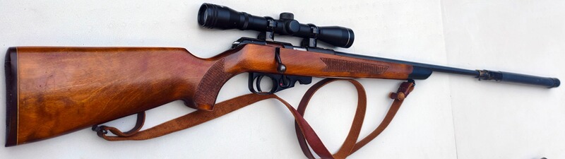 Kleinkalibergewehr russisch T03 .22lfb mit Tasco Zielfernrohr und Schalldämpfer