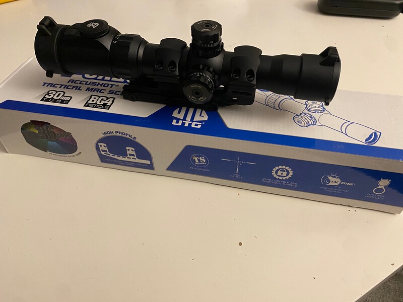 UTG 1-8x28 Drückjagdglas Neuwertig BG4 Absehen