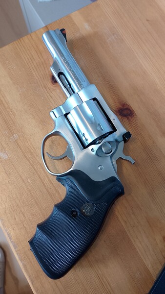 Ruger Security Six 357 Mag 4 " Lauf