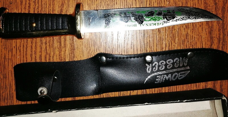Jagdmesser Original Bowie Messer mit Kunstledertasche und Karton .