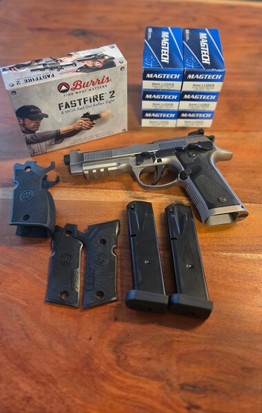 Beretta 92x Performance Production 9mm inkl. Zubehör