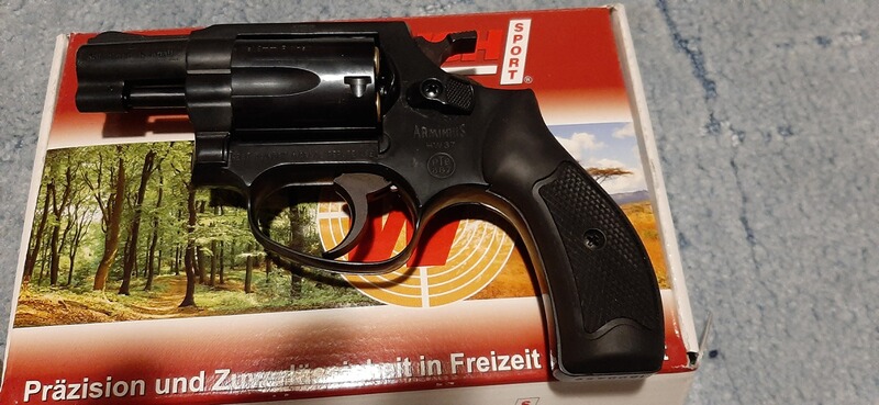 Revolver ARMINIUS HW 37 brüniert inkl. Munition