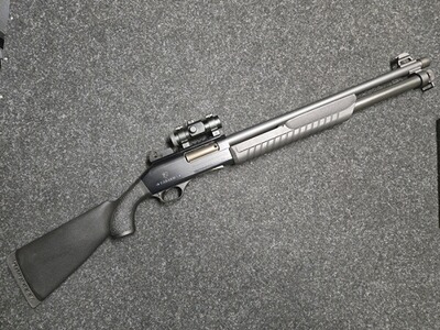 Fabarm SDASS Tactical 12/76 – Top-Zustand, inkl. Rotpunktvisier und Ghost Ring Visier
