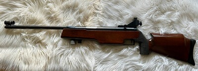 Feinwerkbau Mod. 300S Match- Luftgewehr m. einstellbarem Centra- Ringkorn, Seitenspanner, Rechtshänd