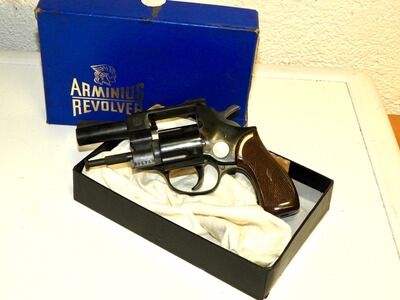 Revolver Arminius 9mm R, Model HW-2R, 5 Schuss
