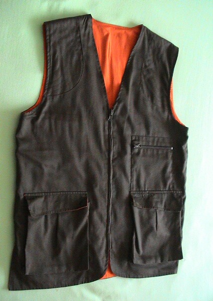 Wendeweste oliv/rot Größe M