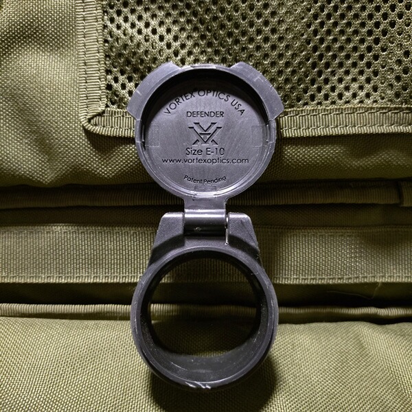 Vortex Defender Flip Cap Okular