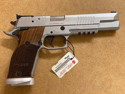 Sig Sauer P220 X-SIX im Kaliber .45ACP mit 2 Wechselsystemen im Set ! ( Eckernförde Produktion )