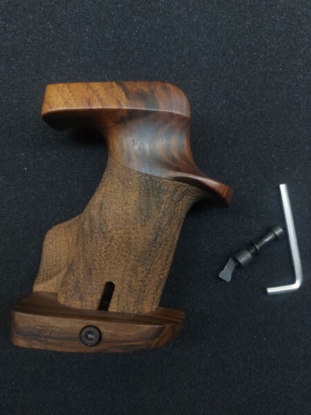 Nill Griff für WALTHER GSP / GSP EXPERT Pistolen, verstellbar.