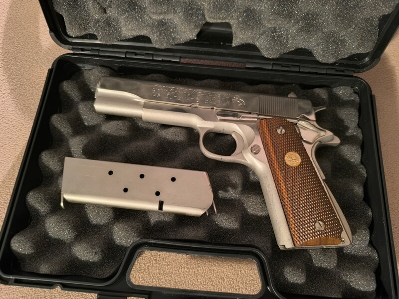 Komplettangebot: Colt MK IV Serie 70 Pistole + 1 Wechselsystem Springfield 1911 A1 – Privatverkauf