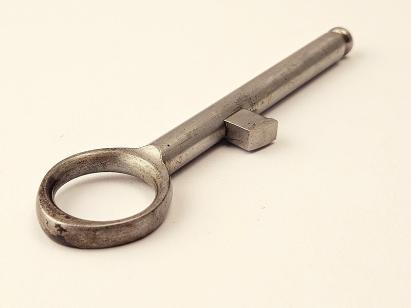 K11 Schmidt Rubin Schlagbolzen/ K11 spare part – 1x safety lever / cocking piece