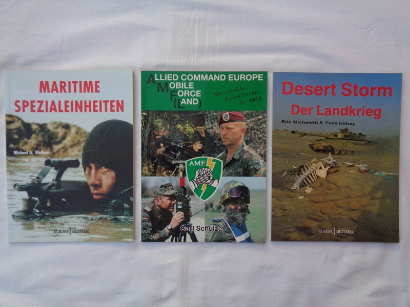 Set drei Bücher zum Thema Militär 80er/90er Jahre, sehr guter Zustand