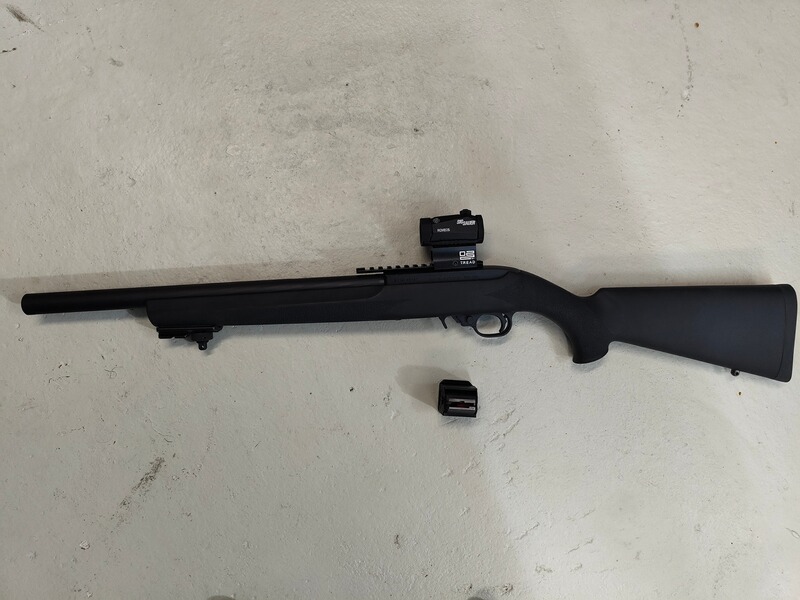 Ruger 10/22 Tactical .22 Selbstladebüchse Bullbarrel 10 22