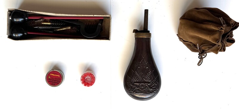 Reinigungswerkzeug Cal. 36 Schwarzpulver-Flasche Metall dosierbar, Bleikugeln Cal. 36, Zündhütchen