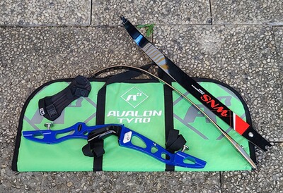 Olympisches Recurvebogen Set – Samick Avante & WNS Explore CB1 Carbon ILF-Bogen