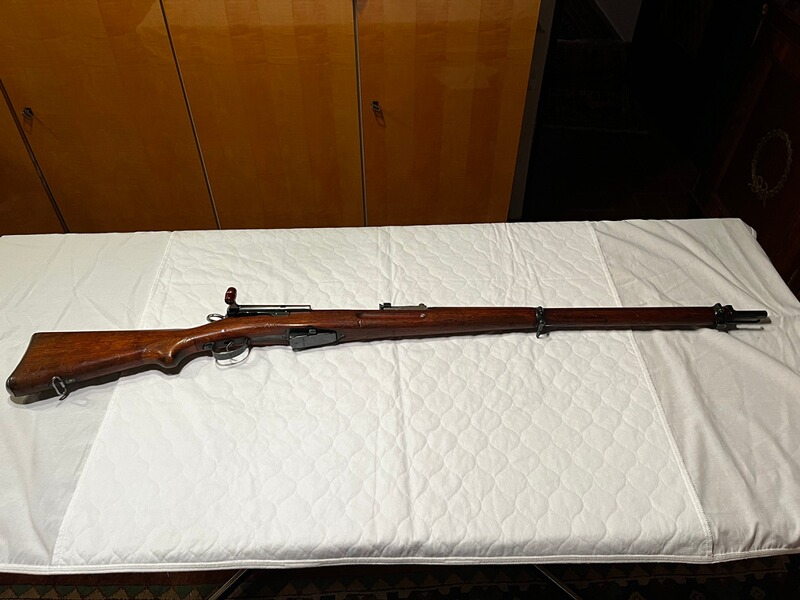 Schweizer Armeewaffe