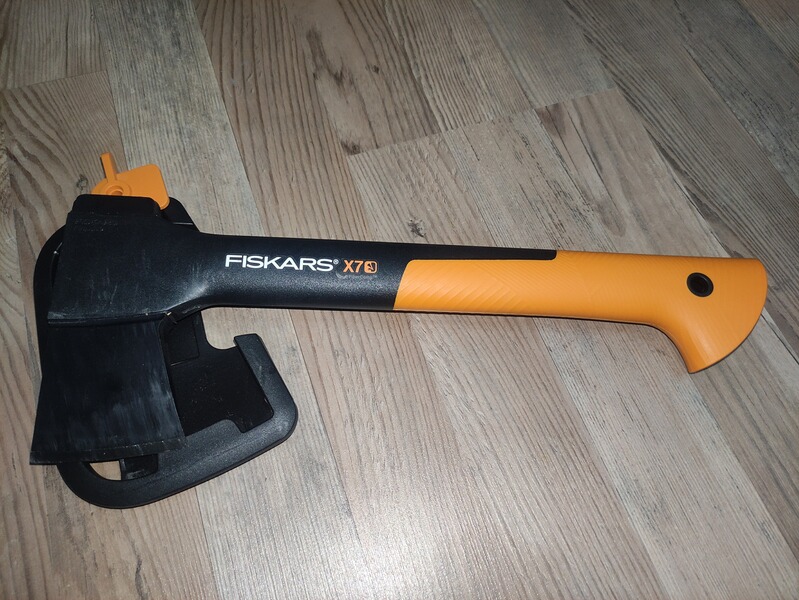 Fiskars X7 Axt