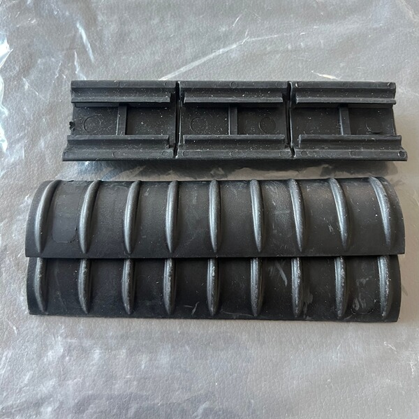 3× Picatinny Rail Covers / Schienenabdeckungen – Schwarz – Neu