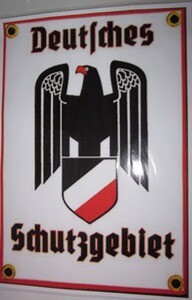 Deutsches Schutzgebiet - Plakat s/w/r