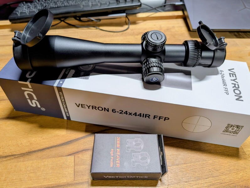 Vector Optics Veyron 6-24x44 IR FFP Zielfernrohr Neuwertig