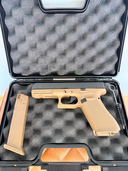 Glock 17 Gen5 P.A.K. BLK-COY 9mm