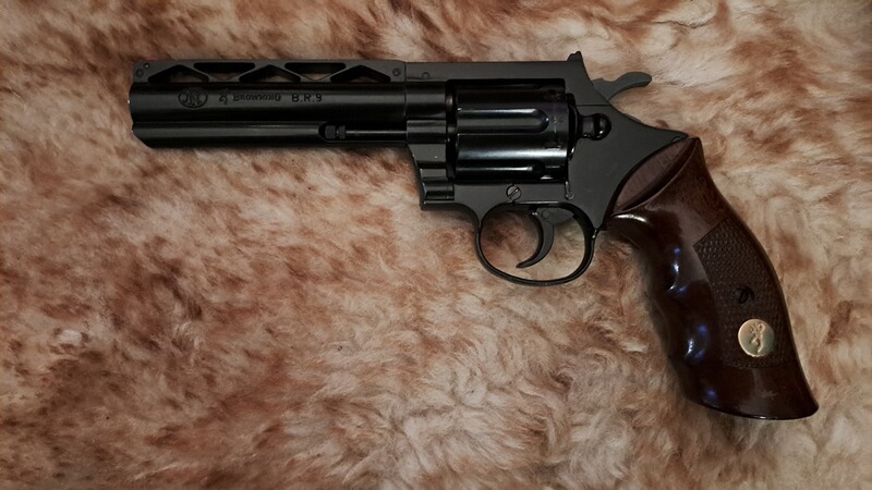 Revolver .380 Browning B.R.9